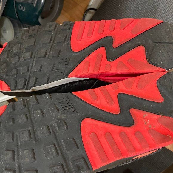 Nike Air Max Infrareds - Picture 2 of 4